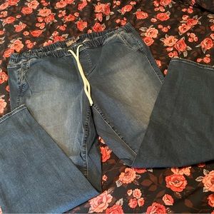 Torrid brand size 3Tall stretchy waistband bootcut jeans